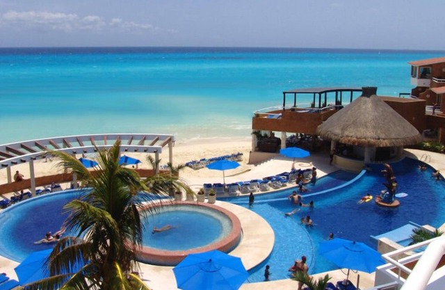 Spectacular Oceanfront Views