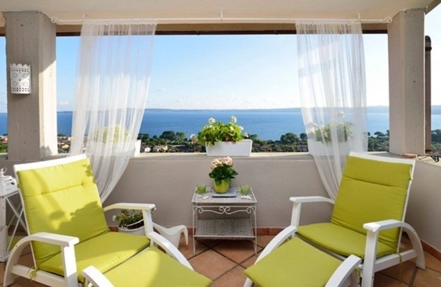 Spectacular Romantic Lakeview Maison De Charme FREE WIFI