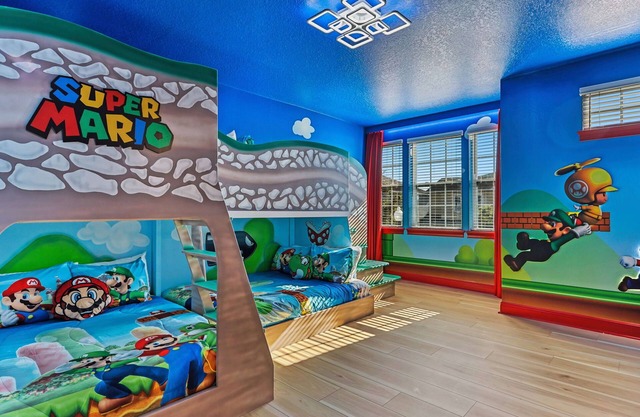 Spectacular Themed Vacation Villa Close To Disney
