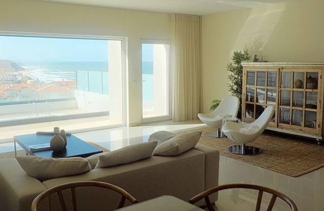 Spectacular w/Ocean View.close to the Beach. Wow! AMAZING!