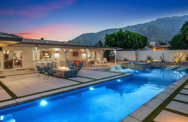 Spend Fall in Palm Springs! Modern Palm Springs Home with Lap Pool