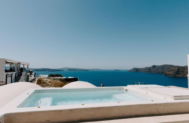 Spitia Santorini