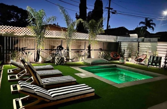 Spotless,Spacious,Spool, GasLamp, Free Parking, Beaches, Private Quiet