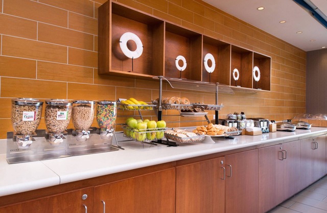 SpringHill Suites by Marriott Pittsburgh Southside Works