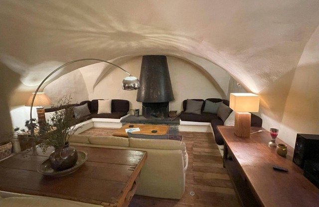 St Chaffrey/Serre Chevalier : Charming renovated country house 240m2 & Garden.