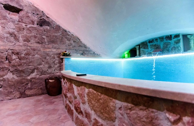 St. Peter's in Love - Honeymoon suite with small pool