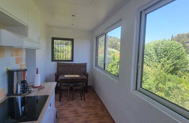 ST-TROPEZ - Beautiful apartment for 4 between beach and village