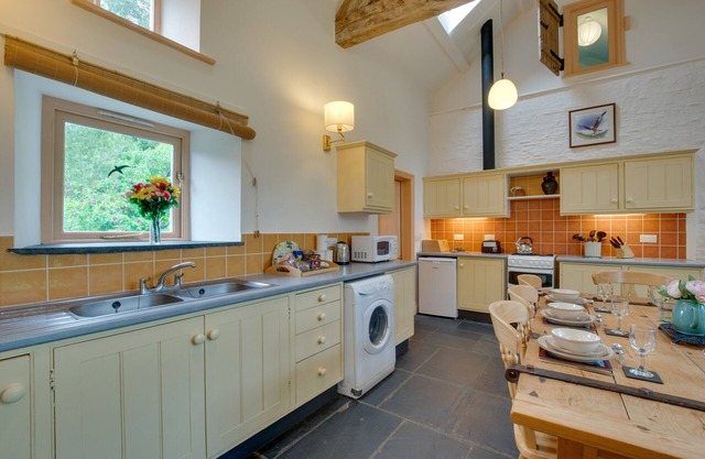 Stabal Pant y Lludw - Three Bedroom House, Sleeps 6