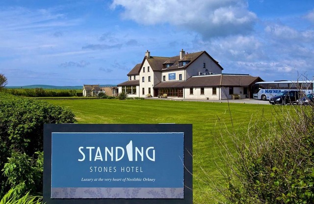 Standing Stones Hotel