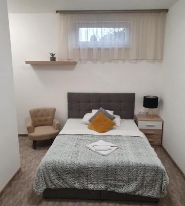 Star Apartment 4