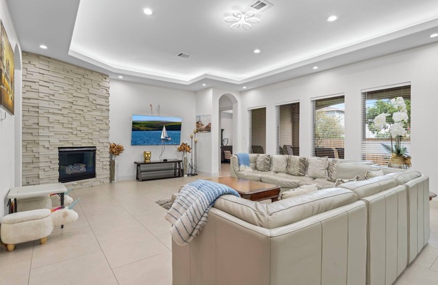 Stardust Retreat | Stylish Stay in Beach Town