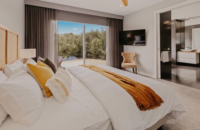 Starry Nights - Tranquil Luxe Retreat