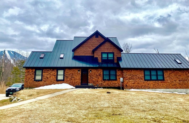 State of the art, newly renovated mountain home.