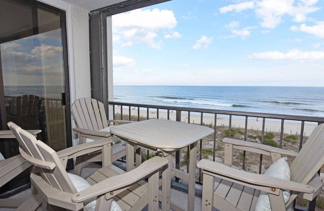 Station One - 4E Coulter-Oceanfront condo with community pool, tennis, beach