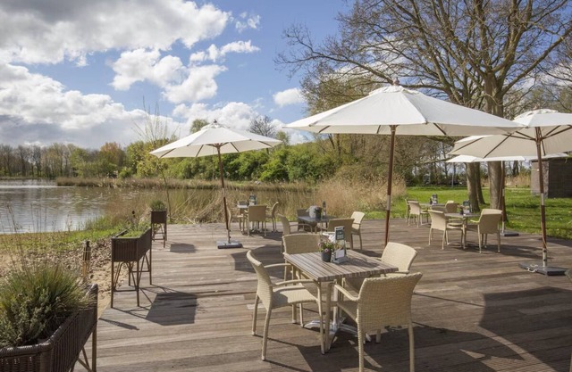 Stay in Comfort with Free Parking, Scenic Views, and On-Site Dining Options