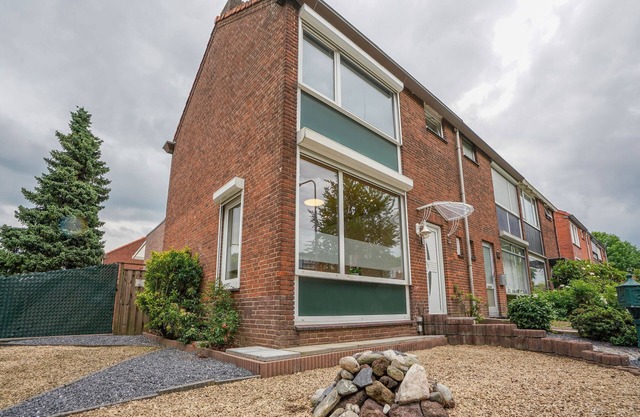 Stay with Garden, Limburg