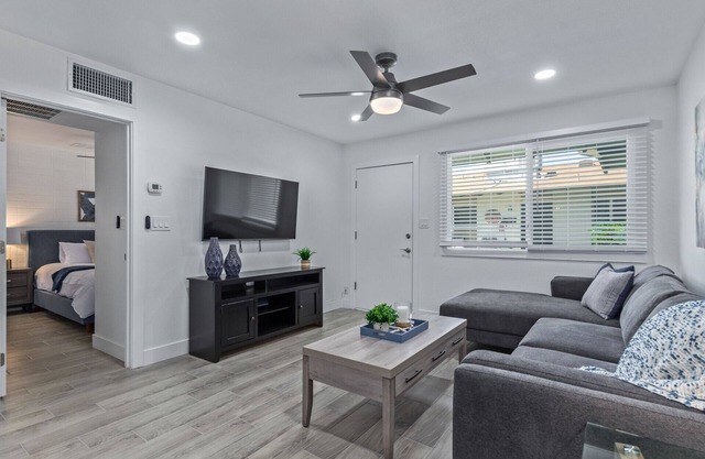 Stellar 1br Furnished Condo In Old Town Scottsdale - Pet Friendly PP311C