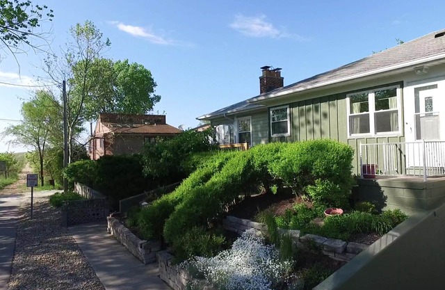 Steps from the beach! Pet friendly. Awesome amenities and great location.