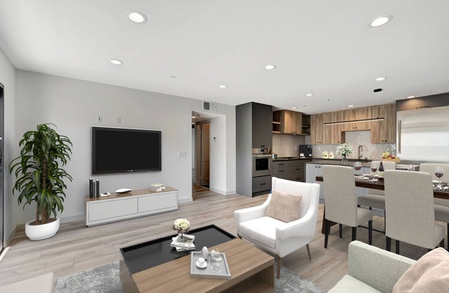 Steps to the Beach, Ocean Views,View deck with outdoor Kitchen,and fireplace