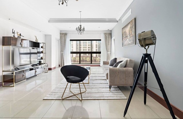 StoneTree - Furnished 2BR - Beach Access at Fairmont The Palm
