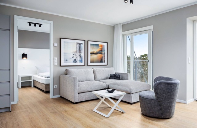Strandnahes Penthaus-apartment mit Dachterrasse, Tollem Meerblick & Zwei Bädern!