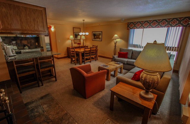 Streamside at Vail Cedar the weekend before Christmas
