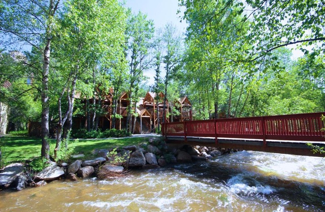 Streamside on Fall River