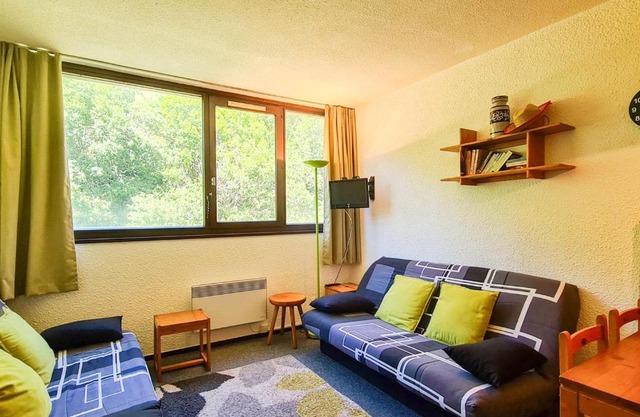 Studio 25 m2 au pied des pistes, proche commerces, pour 4 pers., casier à ski, non fumeur - FR-1-425-74
