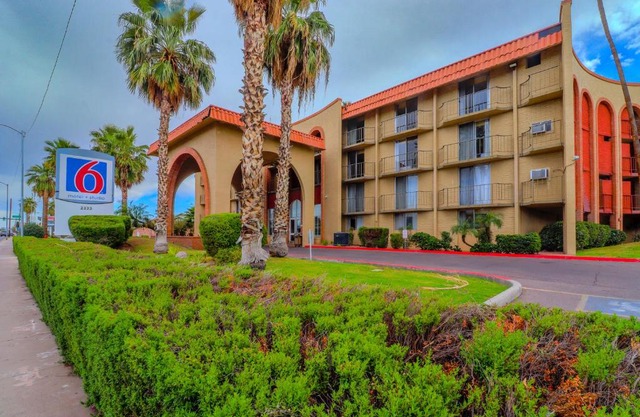 Studio 6 Phoenix, AZ – Sky Harbor