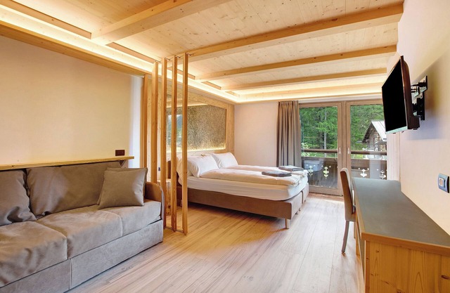 Studio Apartment 'Agriturismo Bosco D'oro 4' with Mountain View, Shared Garden and Wi-Fi