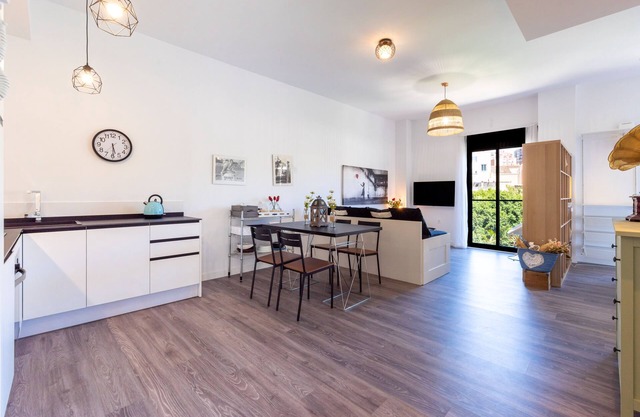 Studio Apartment "Céntrico Estudio Don Rodrigo" with Wi-Fi & Balcony
