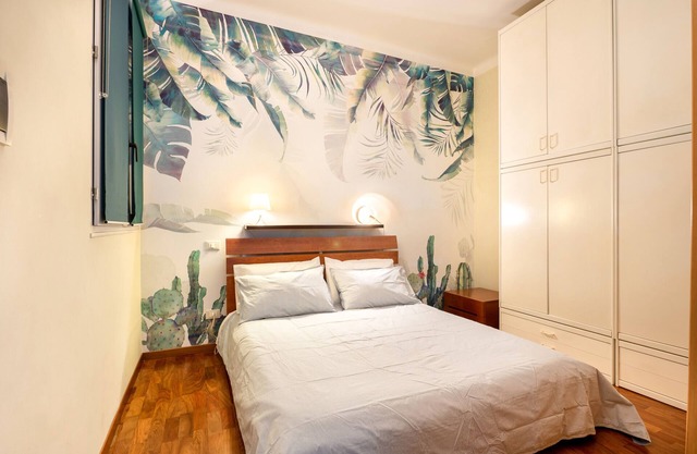 Studio Apartment 'Casa Le Margherite 2' with Balcony, Wi-Fi and Air Conditioning