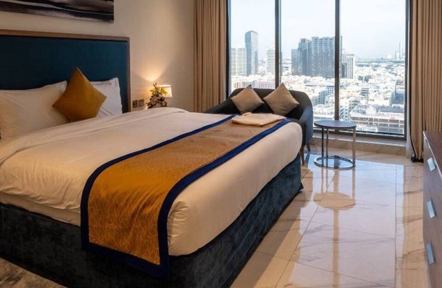 Studio Apartment Near Al Maya Supermarket By Luxury Bookings