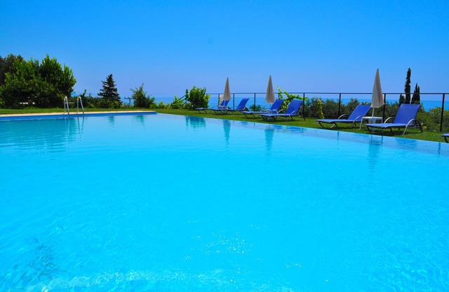 Studio Apartments with swimming pool and sea view - Pelekas Beach