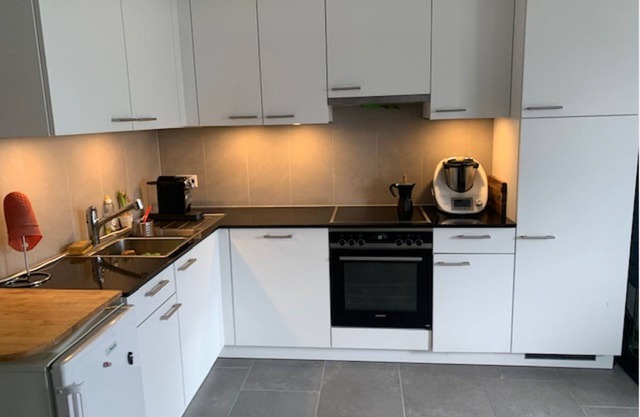 Studio Apt - Beautiful view, free parking!