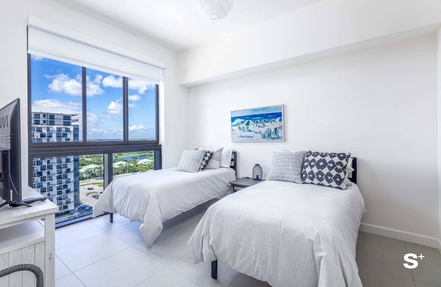 Studio Apt in Downtown Doral - Free Parking