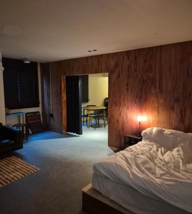 STUDIO BIS Licensed jeonpo Cafe street King beds 3-min subway
