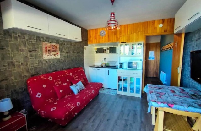 Studio Chaleureux Pour 4 Personnes au Pied des Pistes du Col de Rousset