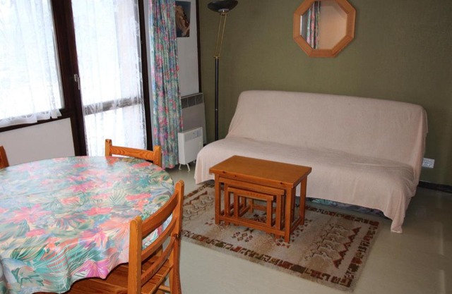 Studio cabine avec jardin, 24m², Chamrousse 1650, idéal pour famille, équipements complets - FR-1-340-265