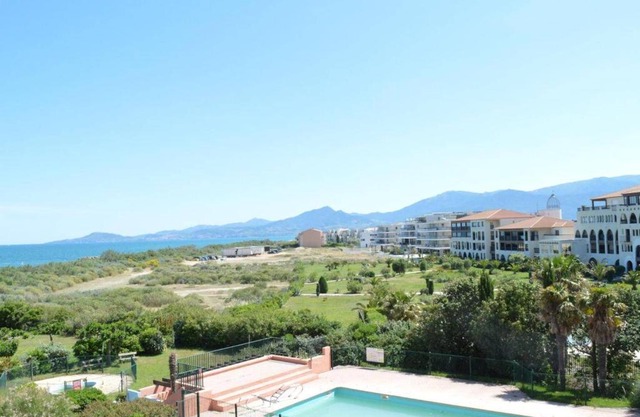 Studio cabine avec piscine, parking, terrasse et accès direct plage - Saint-Cyprien - FR-1-225D-23