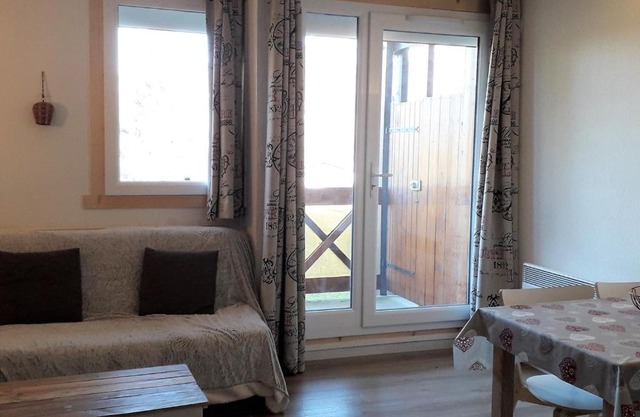 Studio cabine rénové 24m², 4 personnes, centre de Villard-de-Lans, proche commodités et navettes - FR-1-689-28