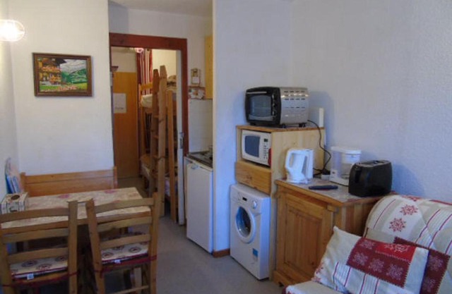 Studio confortable à Valfréjus, proche télésièges - FR-1-561-73