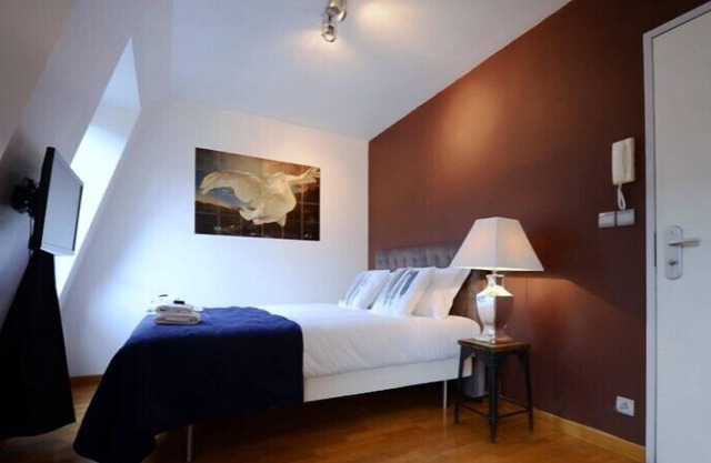 Studio for 2 persons located on the left bank of the Seine