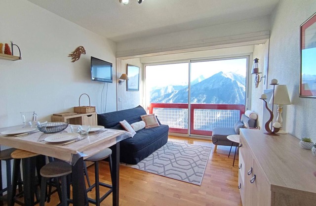 Studio for 4 with balcony in Saint-Lary-Soulan