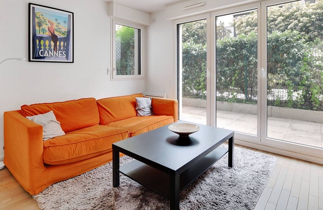 Studio garden level 2Pers - Courbevoie - BAIL MOBILITE