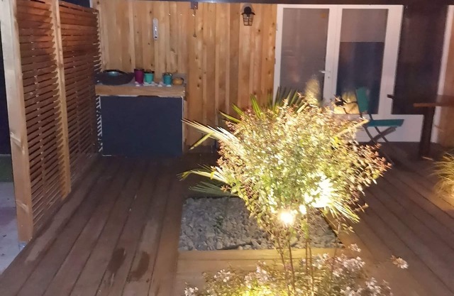 STUDIO "house" with TERRACE at the foot of the cycle paths