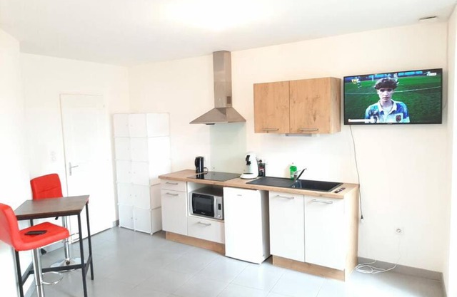 studio hyper-centre confortable acces boite a clee