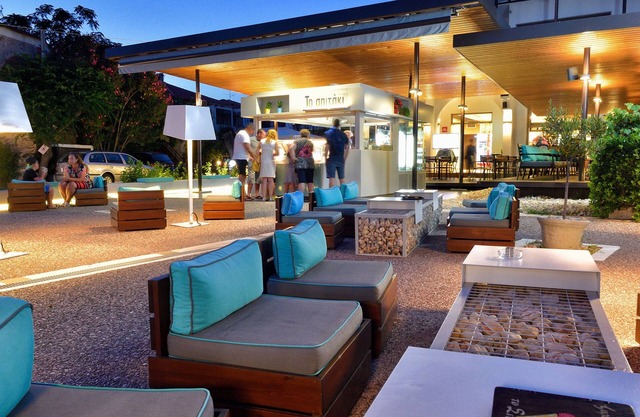 Studio Nikiti Beach