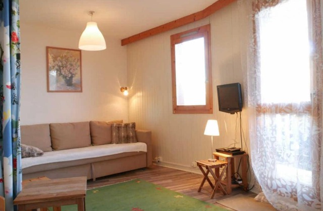 Studio rénové, 3 pers, proche pistes & commerces, parking gratuit - FR-1-329-50
