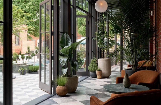 Studio Suite at Anna & Bel w/Heated Pool and Rooftop Terrace in Artsy Fishtown